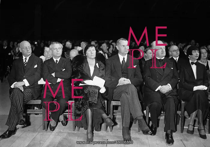 : Max Reinhardt at the ceremony of Gerhart Hauptmann in Berlin : Max Reinhardt at the ceremony of Gerhart Hauptmann in Berlin