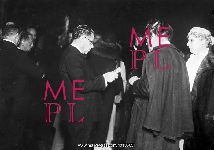 : Max Reinhardt and Gustav Waldau, 1928 : Max Reinhardt and Gustav Waldau, 1928