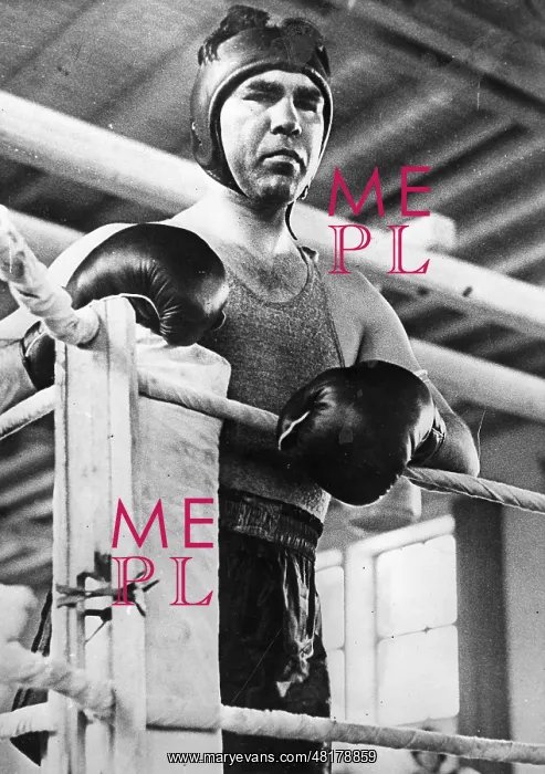 : Max Schmeling at box training, 1939 : Max Schmeling at box training, 1939