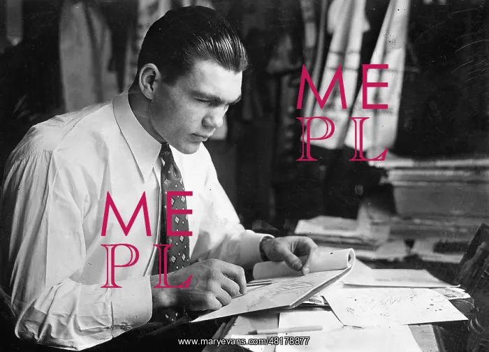 : Max Schmeling when drawing : Max Schmeling when drawing