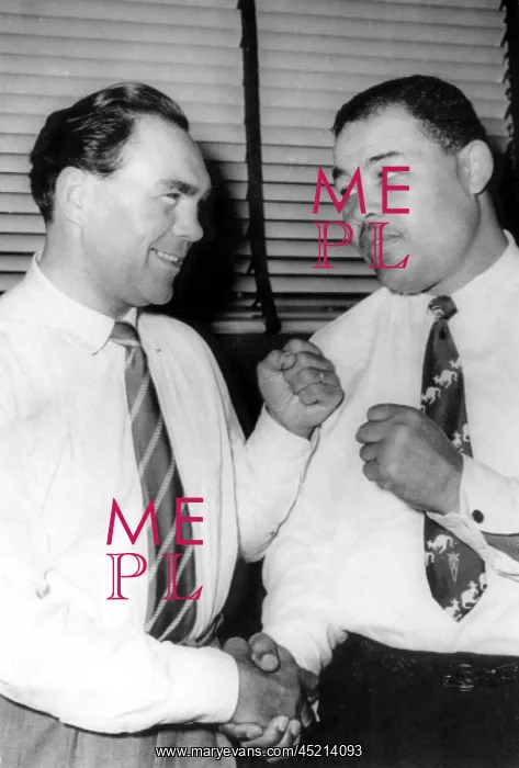 : Max Schmeling and Joe Louis pose for photo ? : Max Schmeling and Joe Louis pose for photo ?