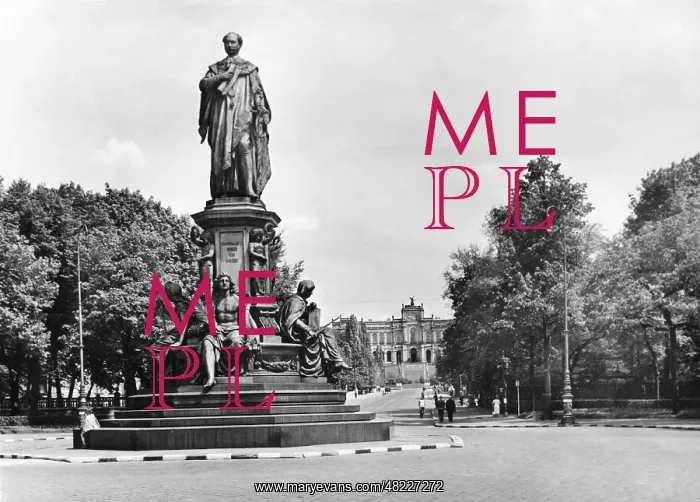 : The Maxmonument on Maximilianstrasse in Munich : The Maxmonument on Maximilianstrasse in Munich