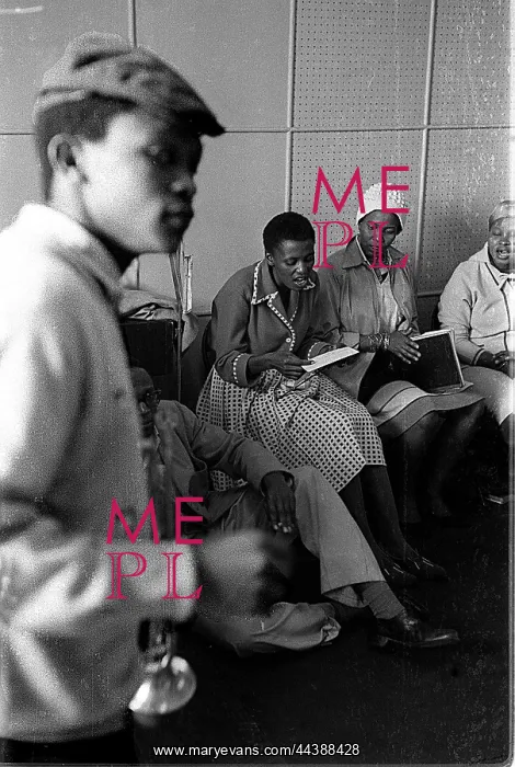 : May 1960 On The Way Up Miriam Makeba And The Skylarks : May 1960 On The Way Up Miriam Makeba And The Skylarks