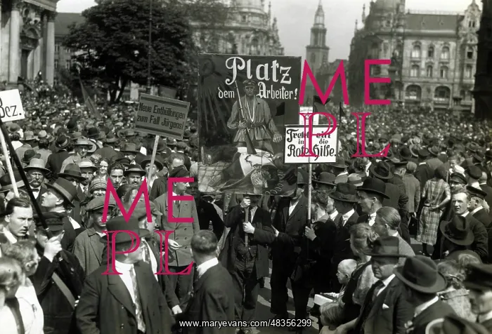 : May Day of the Berlin KPD, 1926 : May Day of the Berlin KPD, 1926