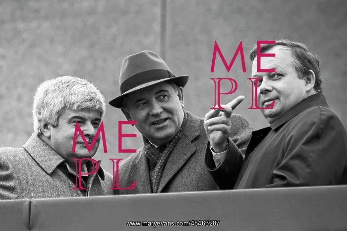 : May Day celebration in Red Square, 1990 : May Day celebration in Red Square, 1990