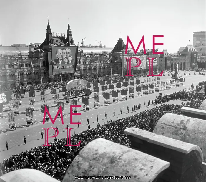 : May Day demonstration in Moscow, 1968 : May Day demonstration in Moscow, 1968