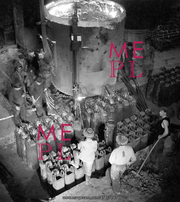 : Most - May Day iron plant : Most - May Day iron plant