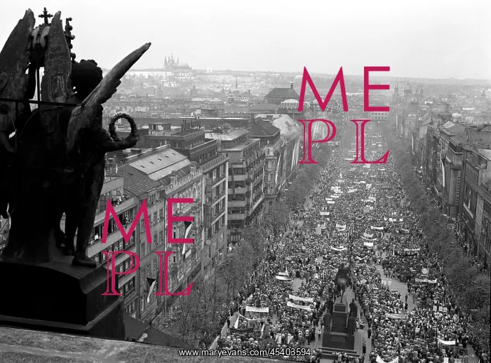 : May Day - parade - banners - Communist propaganda : May Day - parade - banners - Communist propaganda