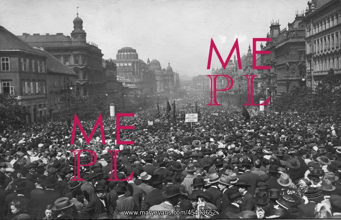  : May Day parade at Wenceslav Square, 1928