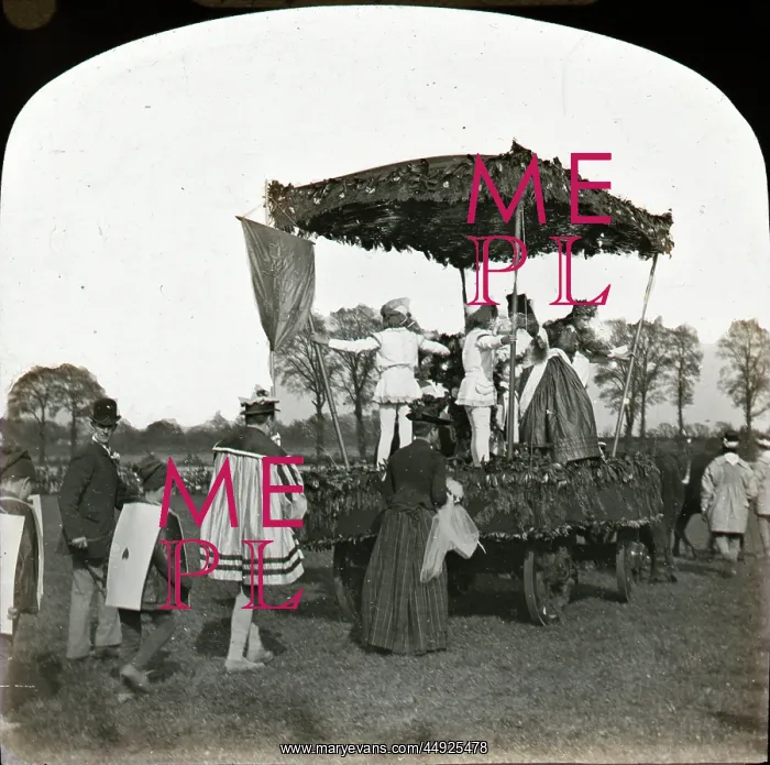 : May Day, St Mary Cray : May Day, St Mary Cray