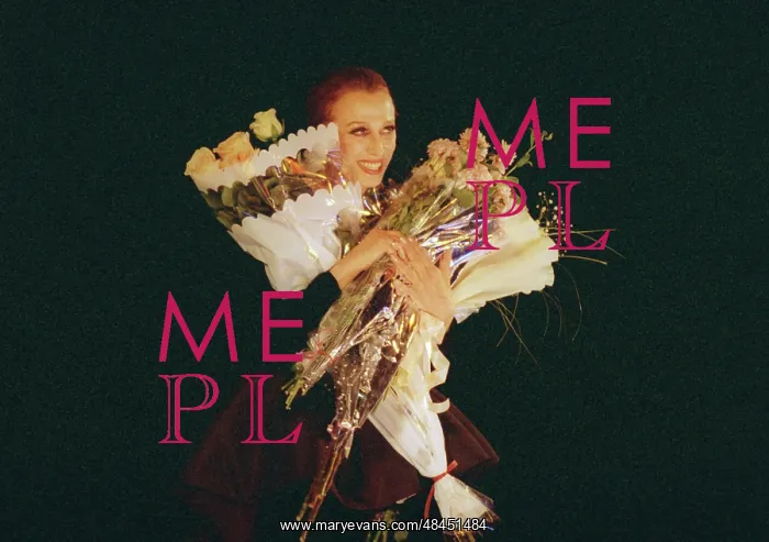 : Maya Plisetskaya after her performance in Nizhny : Maya Plisetskaya after her performance in Nizhny