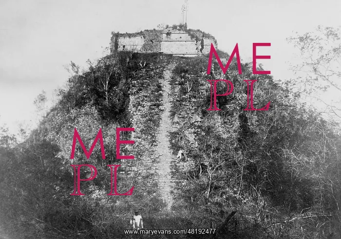 : Maya pyramid in Uxmal, 1932 : Maya pyramid in Uxmal, 1932