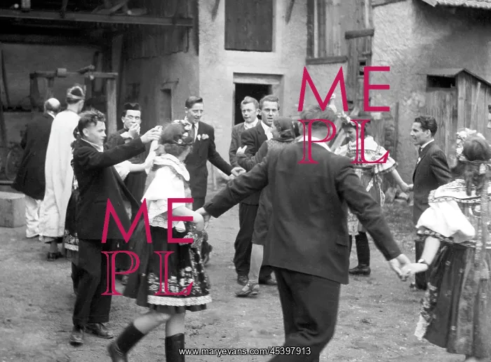 : Mayday. Czechoslovakia - Tatce, Slovakia 1949 : Mayday. Czechoslovakia - Tatce, Slovakia 1949
