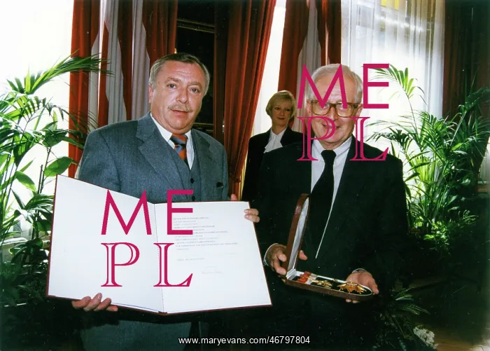: Mayor Michael Haupl and Ludwig Adamovich : Mayor Michael Haupl and Ludwig Adamovich