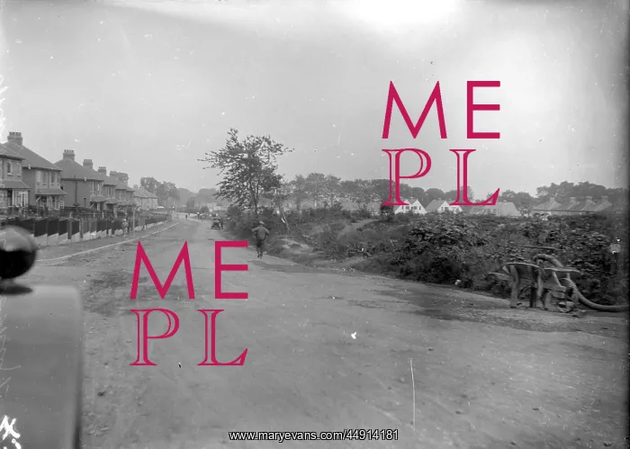: Mayplace Road East, Barnehurst : Mayplace Road East, Barnehurst