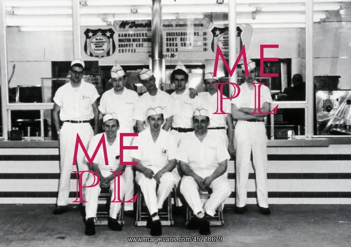: McDonald's restaurant original crew in front ? : McDonald's restaurant original crew in front ?