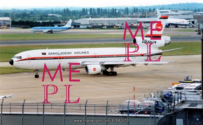 : McDonnell Douglas DC-10-30 S2-ACR : McDonnell Douglas DC-10-30 S2-ACR