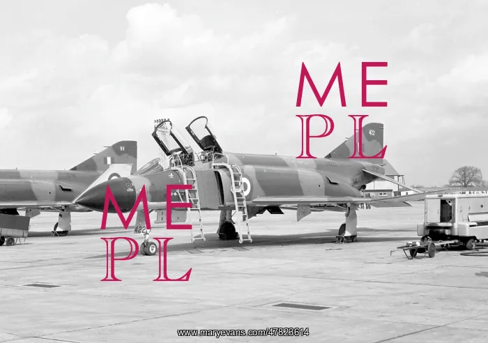 : McDonnell Douglas Phantom FGR.2 XV422 : McDonnell Douglas Phantom FGR.2 XV422