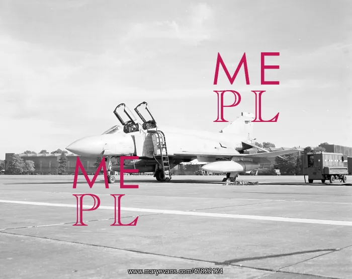 : McDonnell Douglas Phantom FGR.2 XV492 : McDonnell Douglas Phantom FGR.2 XV492