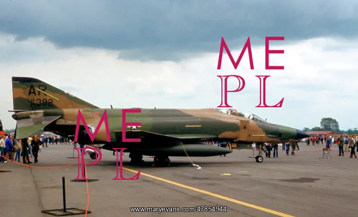 : McDonnell Douglas RF-4C Phantom 69-0382 : McDonnell Douglas RF-4C Phantom 69-0382