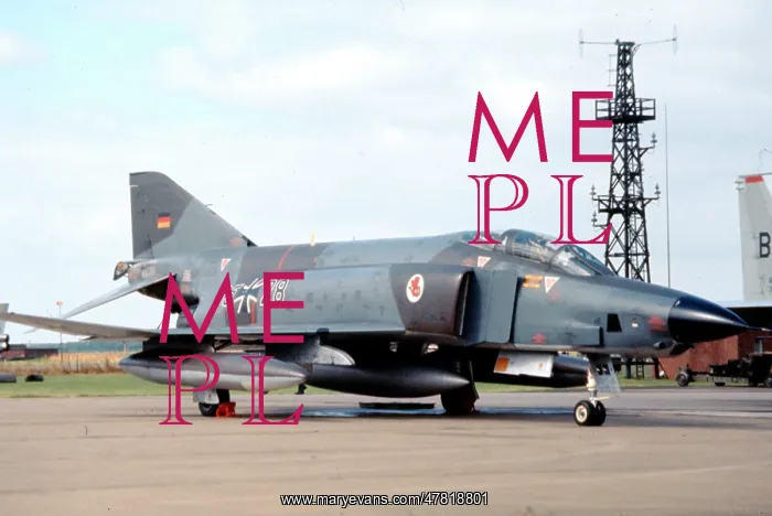 : McDonnell Douglas RF-4E Phantom 35+28 : McDonnell Douglas RF-4E Phantom 35+28