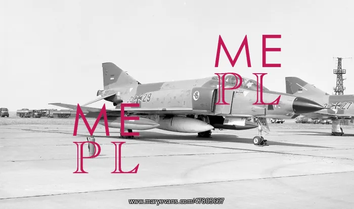: McDonnell Douglas RF-4E Phantom II 35+29 : McDonnell Douglas RF-4E Phantom II 35+29