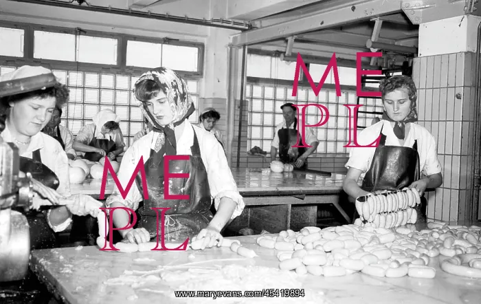 : Meat plant - sausage production : Meat plant - sausage production