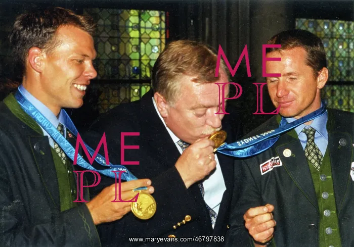 : Medal winners at Olympics 2000 with Mayor Michael Haupl : Medal winners at Olympics 2000 with Mayor Michael Haupl