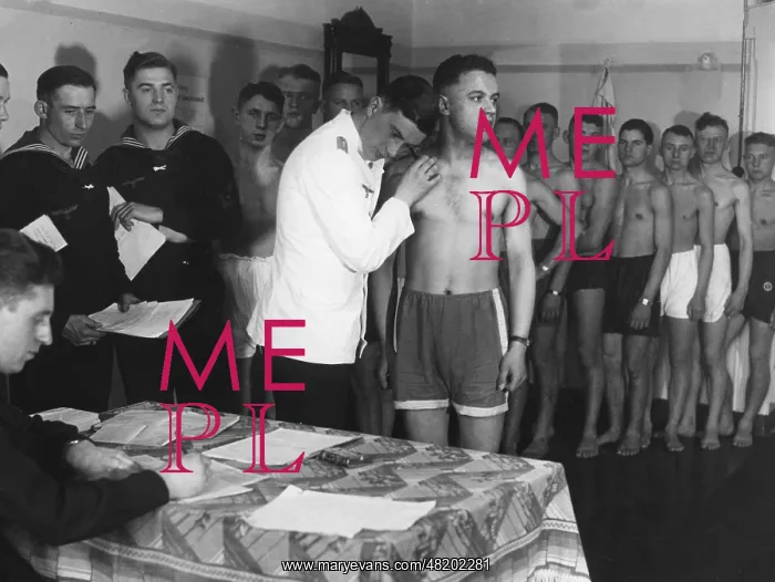 : Medical examination at the navy, 1935 : Medical examination at the navy, 1935