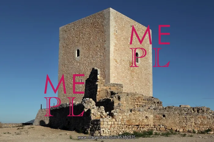 : Medieval castle of Ulldecona, Tarragona, Spain : Medieval castle of Ulldecona, Tarragona, Spain