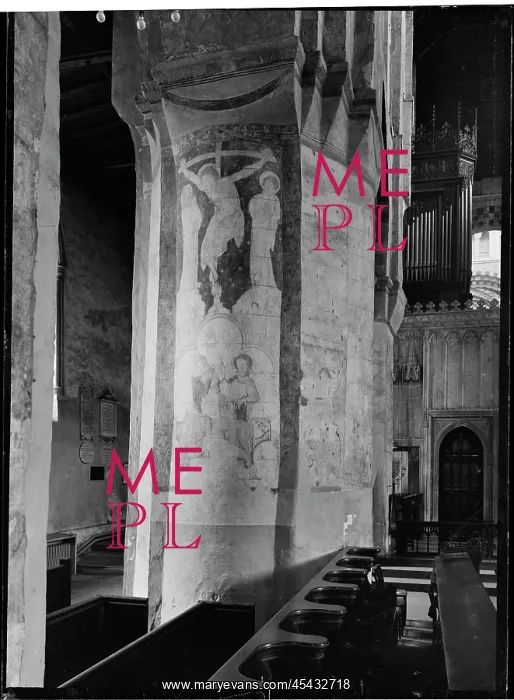 : Medieval wall paintings on the column of an arch : Medieval wall paintings on the column of an arch