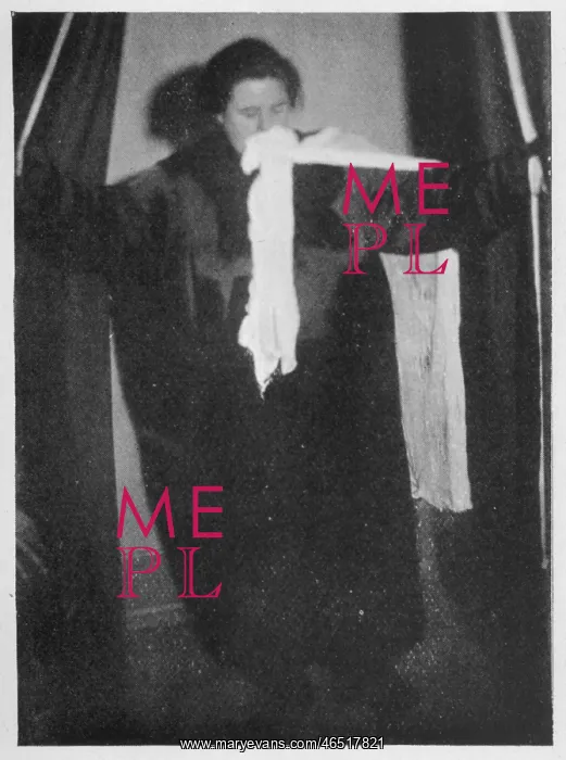 : MEDIUM / HELEN DUNCAN : MEDIUM / HELEN DUNCAN