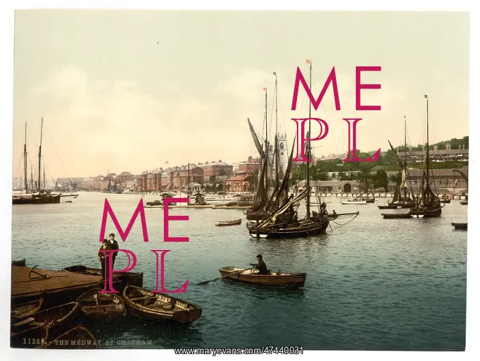 : The Medway, Chatham, England : The Medway, Chatham, England