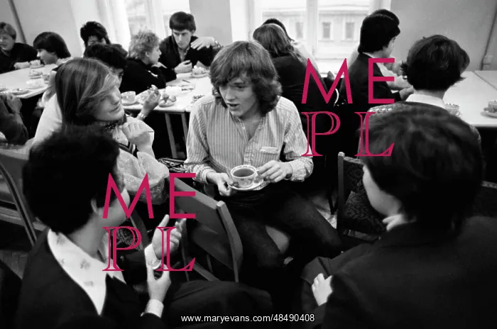 : Meeting of English and Soviet pupils : Meeting of English and Soviet pupils