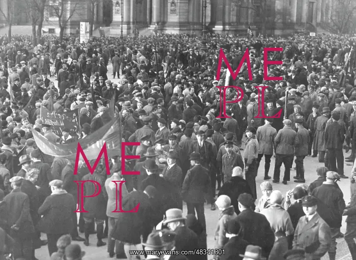 : Meeting of the KPD, 1932 : Meeting of the KPD, 1932