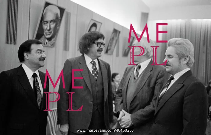 : Meeting of Soviet and Foreign Culture Workers-World : Meeting of Soviet and Foreign Culture Workers-World