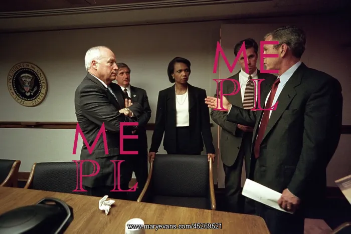 : Meeting in the White House Emergency Operations : Meeting in the White House Emergency Operations