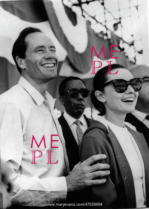 : Mel Ferrer and Audrey Hepburn in Rome : Mel Ferrer and Audrey Hepburn in Rome