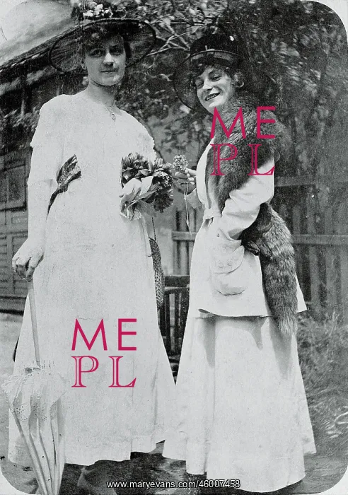  : Melanie and Gertrude Schiele