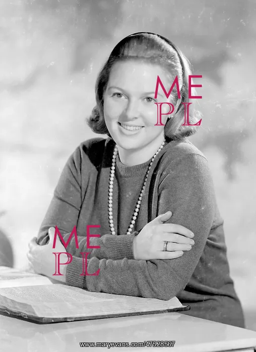  : Melanie Maugham