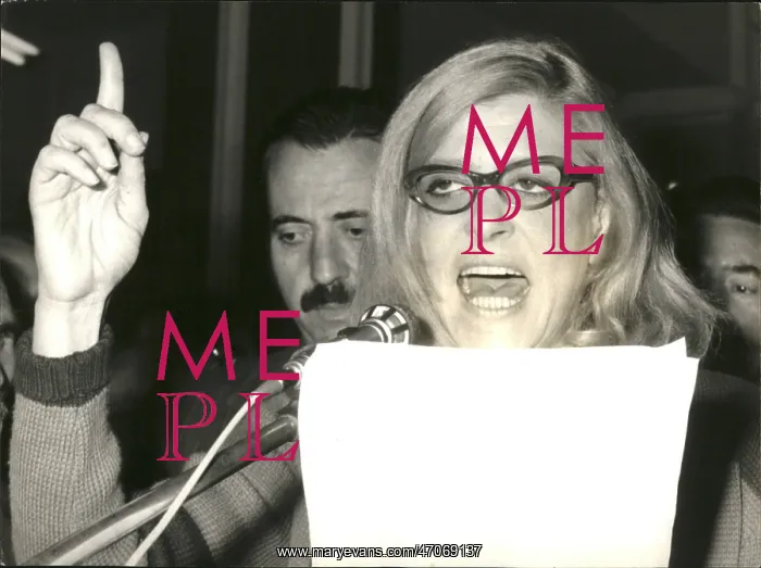 : Melina Mercouri, at election headquarters, Piraeus, Greece : Melina Mercouri, at election headquarters, Piraeus, Greece