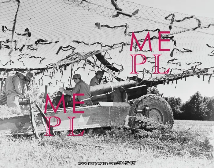 : Members of a field artillery battery with : Members of a field artillery battery with