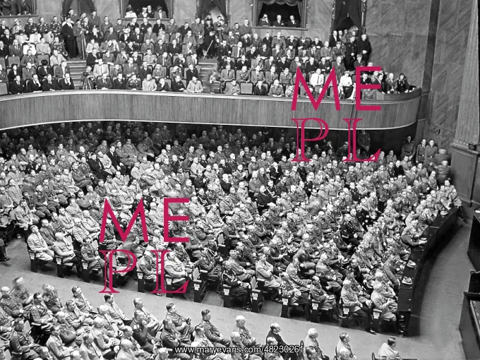 : Members of the Reichstag in the Berlin Kroll Opera House : Members of the Reichstag in the Berlin Kroll Opera House