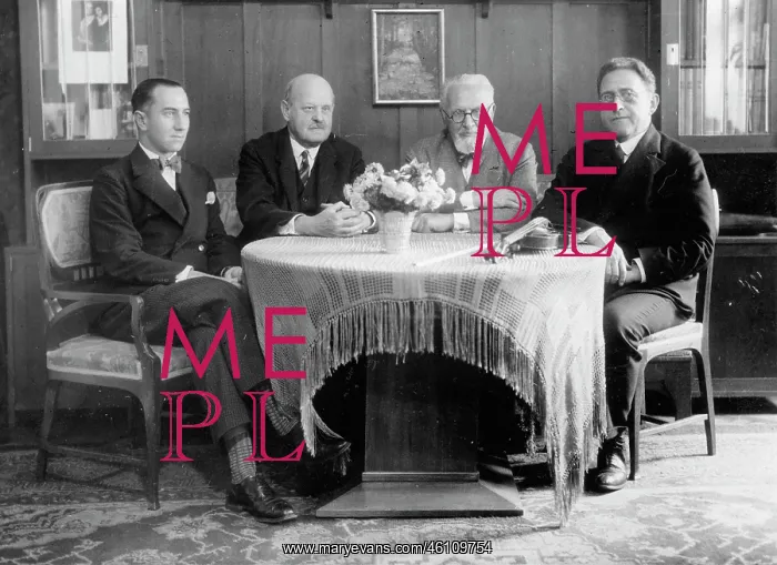: Members of the RosE Quartet : Members of the RosE Quartet