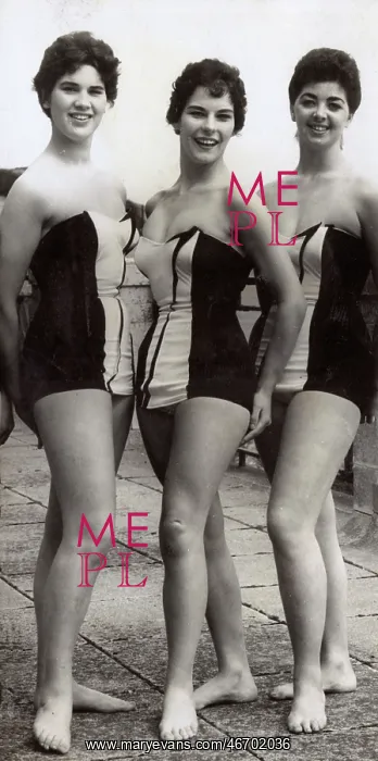 : Members of Synchronised Swimming Team, Bournemouth : Members of Synchronised Swimming Team, Bournemouth