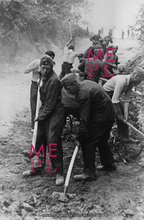 : Members of the Todt Organization eliminate : Members of the Todt Organization eliminate