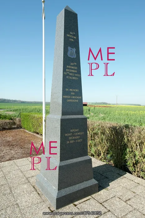  : Memorial to the American 15th Regiment