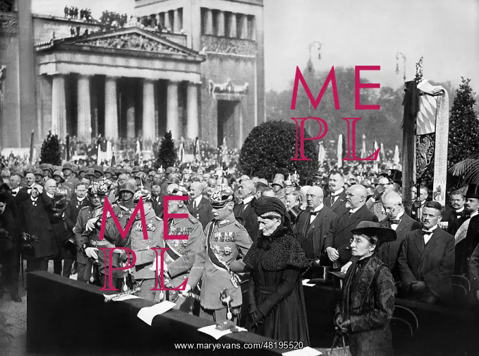 : Memorial Day on 9 October in Munich, 1921 : Memorial Day on 9 October in Munich, 1921