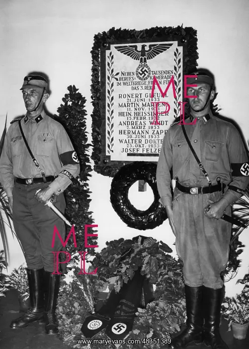 : Memorial plaque for fallen SA members, 1935 : Memorial plaque for fallen SA members, 1935