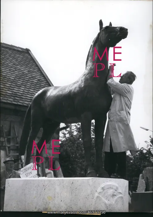 : Memorials - Monuments - Museums - Parks - Statues : Memorials - Monuments - Museums - Parks - Statues